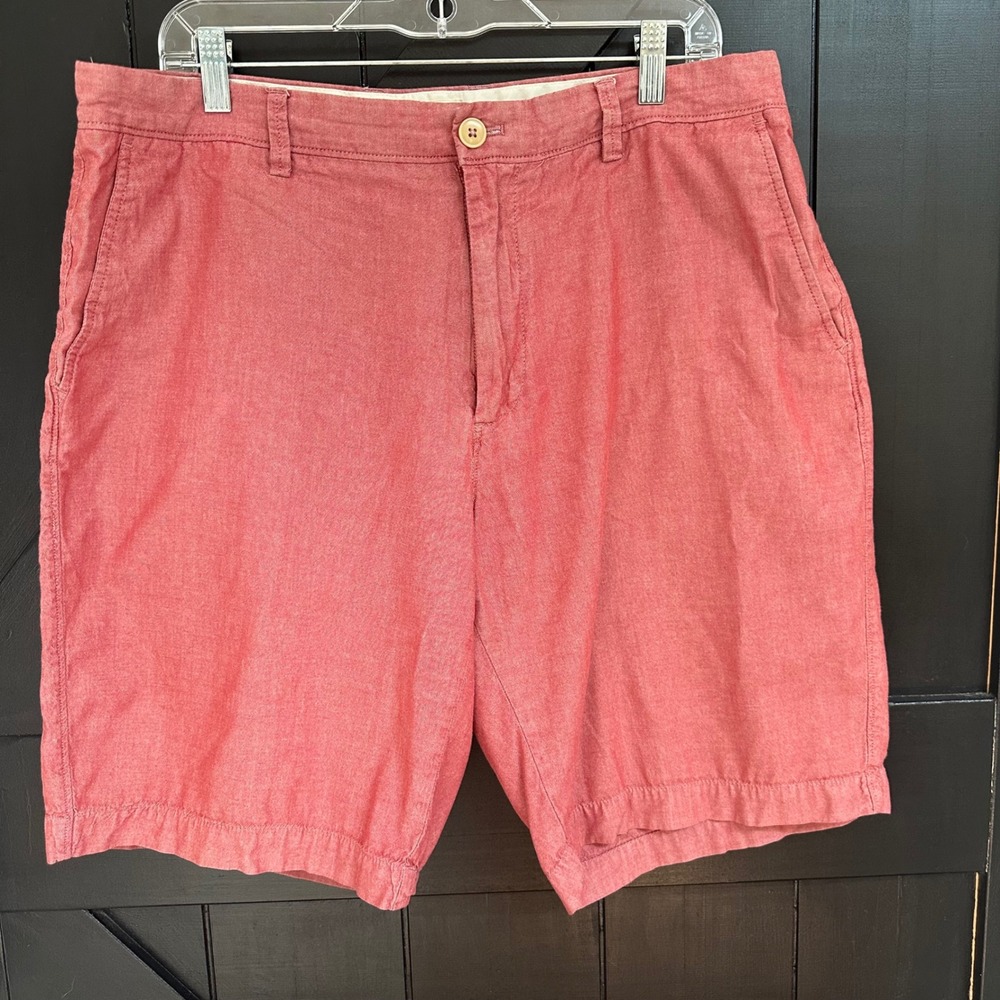 J. Crew Mens Red Chambray Cotton Flat Front Shorts Size 36 Coastal Preppy Resort